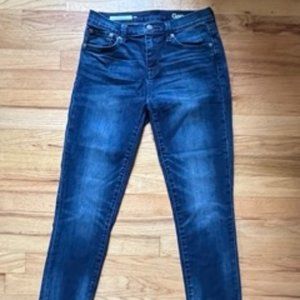 Gap 1969 Authentic Girlfriend Jean - Size 26R